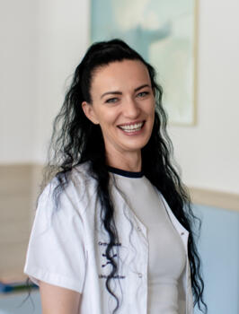 Adrijana Panzer - Physikal. Th